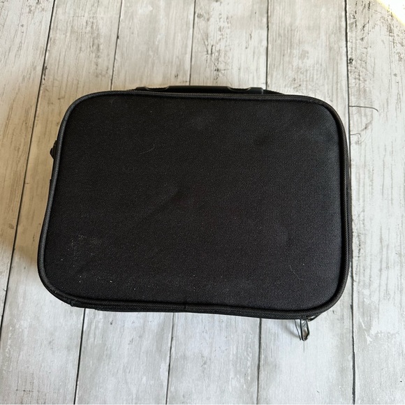 PREOWNED NIKE LUNCH BOX RECTANGLE BLACK ZIP CLOSURE RAINBOW SWOOSH - Picture 8 of 8